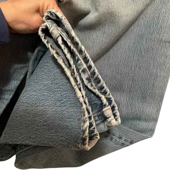Levi’s 501 Men’s Jeans Button Fly Size 33x34